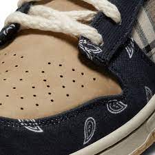 Tênis Nike DUNK Low cactus x Travis Scott